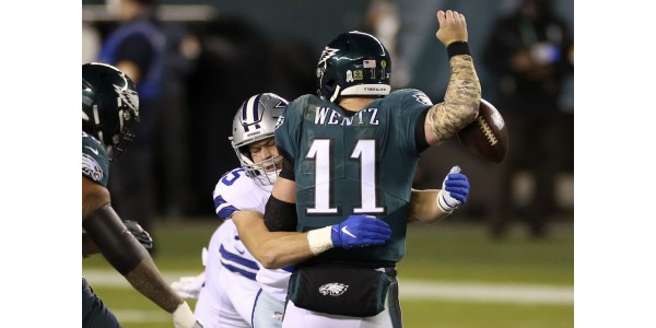 Indianapolis Colts canjeó una buena selección por Carson Wentz
